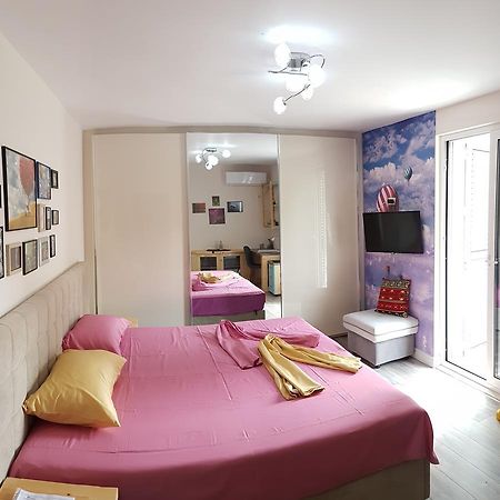 Absolute Blloku Apartment Tirana Zewnętrze zdjęcie