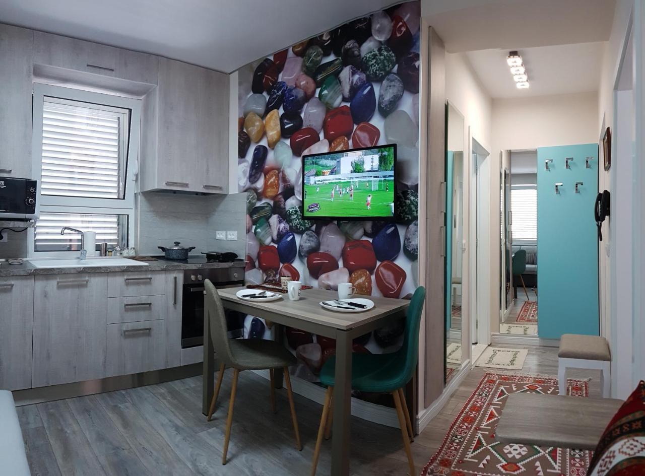 Absolute Blloku Apartment Tirana Zewnętrze zdjęcie